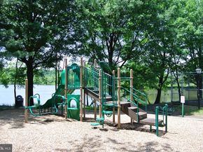 7748 New Providence Drive 85, Falls Church VA 22042