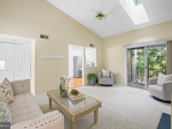 7748 New Providence Drive 85, Falls Church VA 22042