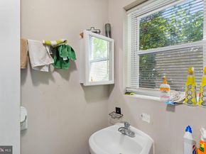 4614 Brooks Street NE, Washington DC 20019
