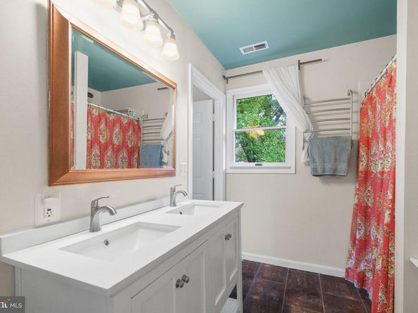 7228 Arthur Drive, Falls Church VA 22046