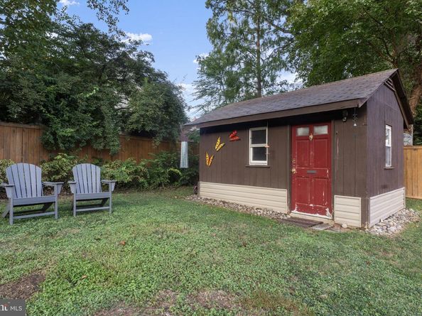 7228 Arthur Drive, Falls Church VA 22046
