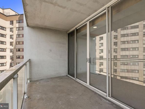 2301 Cherry Street 6F, Philadelphia PA 19103