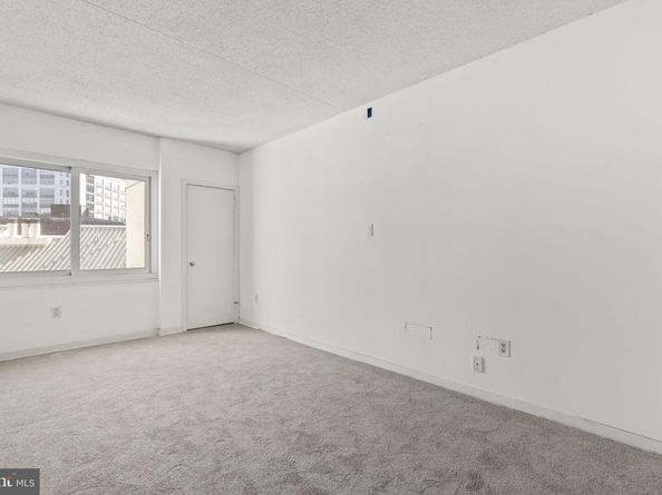 2301 Cherry Street 6F, Philadelphia PA 19103