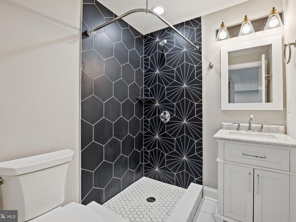 1711 W Seybert Street, Philadelphia PA 19121