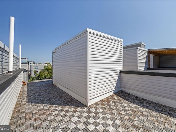 1711 W Seybert Street, Philadelphia PA 19121