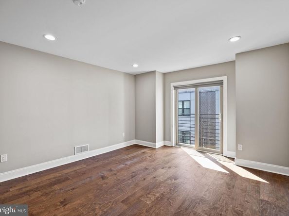 1711 W Seybert Street, Philadelphia PA 19121