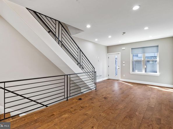 1711 W Seybert Street, Philadelphia PA 19121