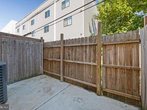 1711 W Seybert Street, Philadelphia PA 19121