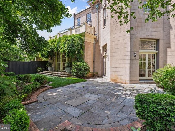 1527 35TH Street NW, Washington DC 20007