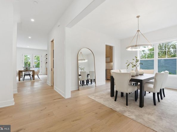1945 Leonard Road, Falls Church VA 22043