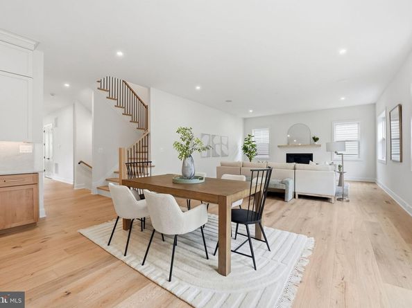 1945 Leonard Road, Falls Church VA 22043