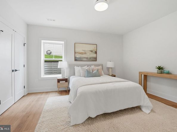 1945 Leonard Road, Falls Church VA 22043