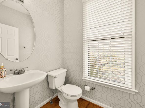 3015 Fallswood Glen Court, Falls Church VA 22044