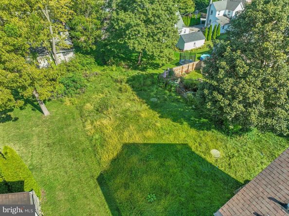 412 Fairview Drive, Wayne PA 19087