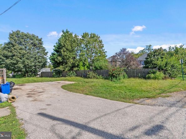 412 Fairview Drive, Wayne PA 19087