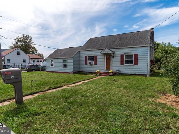 618 Cedar Avenue, Croydon PA 19021