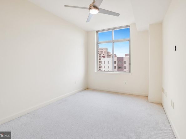1000 N Randolph Street 806, Arlington VA 22201
