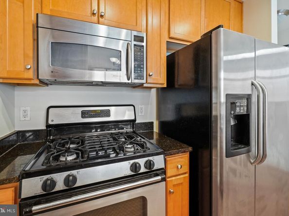 1000 N Randolph Street 806, Arlington VA 22201
