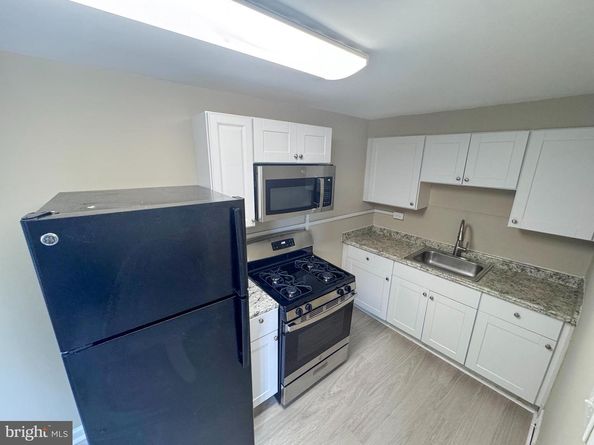 620 S Garfield Avenue, Glenolden PA 19036