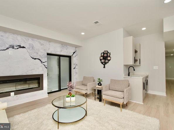 3500 7TH Street N, Arlington VA 22201