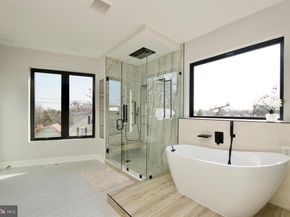 3500 7TH Street N, Arlington VA 22201