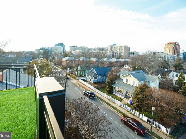 3500 7TH Street N, Arlington VA 22201