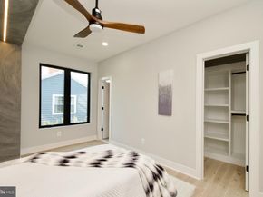 3500 7TH Street N, Arlington VA 22201