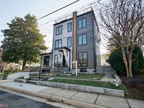 3500 7TH Street N, Arlington VA 22201