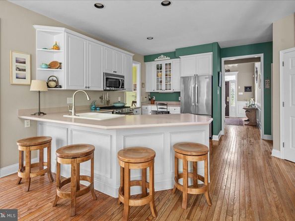 13 Cedar Crest Court, Doylestown PA 18901