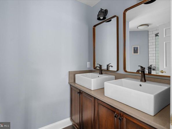 13 Cedar Crest Court, Doylestown PA 18901