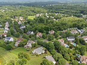 13 Cedar Crest Court, Doylestown PA 18901