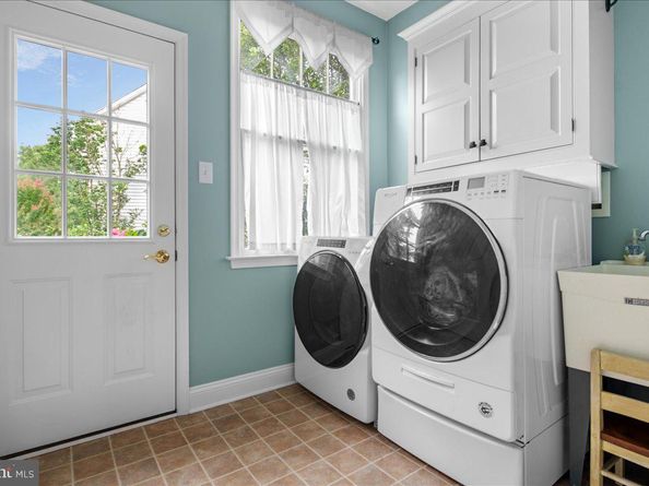 13 Cedar Crest Court, Doylestown PA 18901