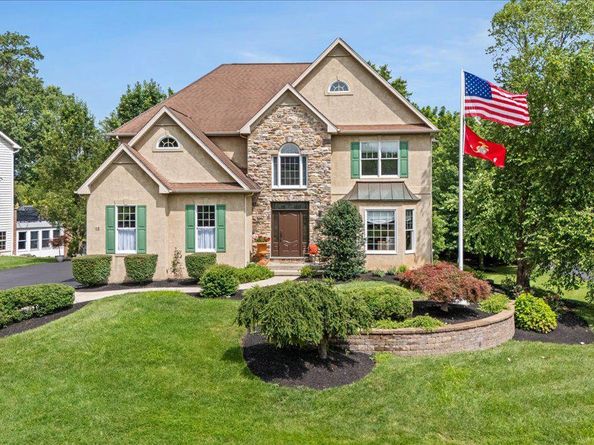 13 Cedar Crest Court, Doylestown PA 18901