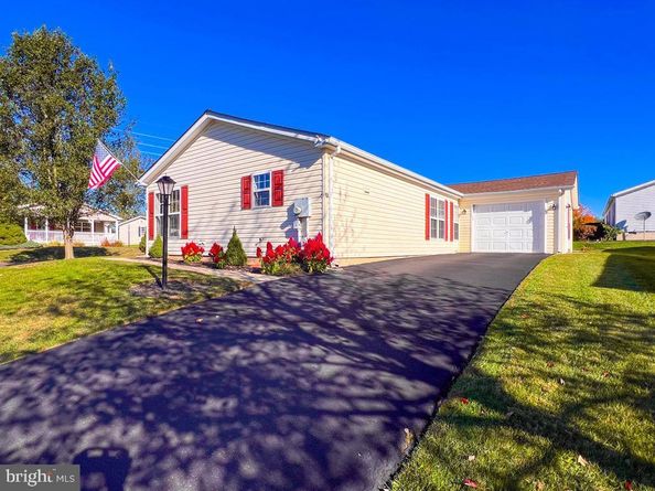 529 Honeysuckle Court, New Hope PA 18938