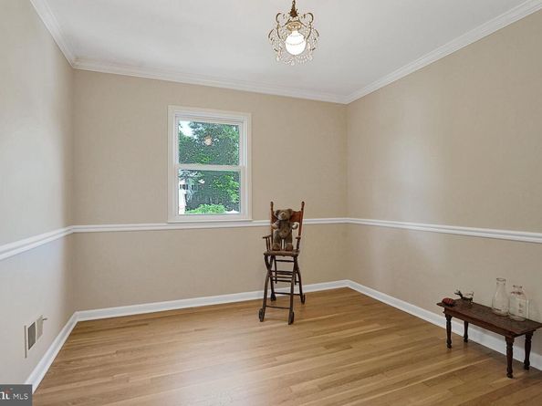 2615 E Meredith Drive, Vienna VA 22181