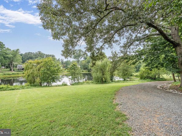 2615 E Meredith Drive, Vienna VA 22181