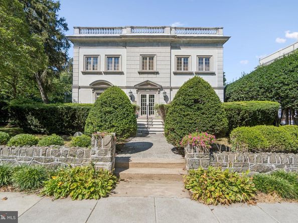 7200 Connecticut Avenue, Chevy Chase MD 20815