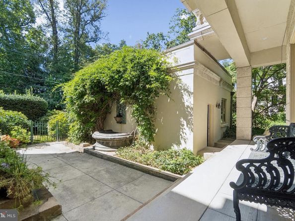 7200 Connecticut Avenue, Chevy Chase MD 20815