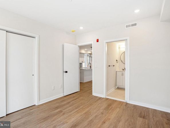 138-40 Tasker St, Philadelphia PA 19148