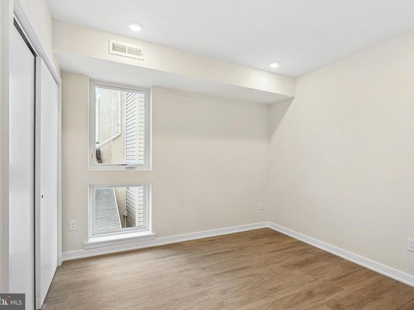 138-40 Tasker St, Philadelphia PA 19148