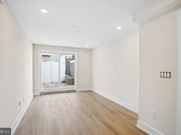 138-40 Tasker St, Philadelphia PA 19148