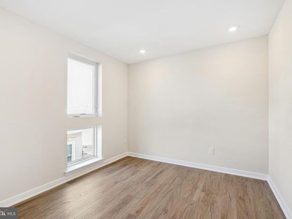 138-40 Tasker St, Philadelphia PA 19148