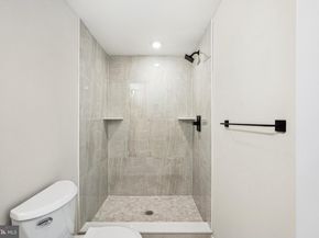 138-40 Tasker St, Philadelphia PA 19148