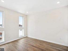 138-40 Tasker St, Philadelphia PA 19148