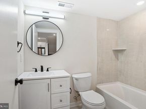 138-40 Tasker St, Philadelphia PA 19148