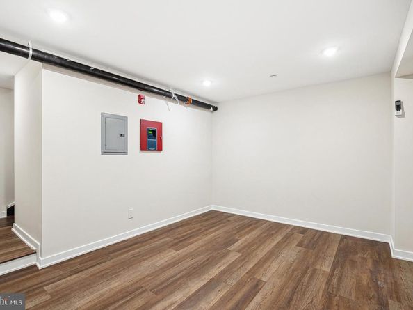 138-40 Tasker St, Philadelphia PA 19148
