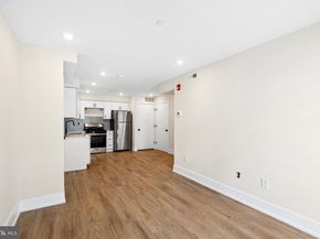 138-40 Tasker St, Philadelphia PA 19148