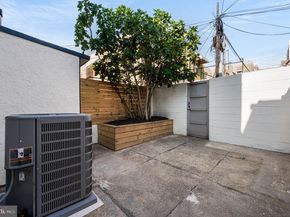 1921 S 10TH Street, Philadelphia PA 19148