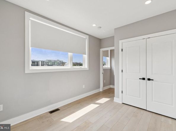 1915 H Street NE PH2, Washington DC 20002