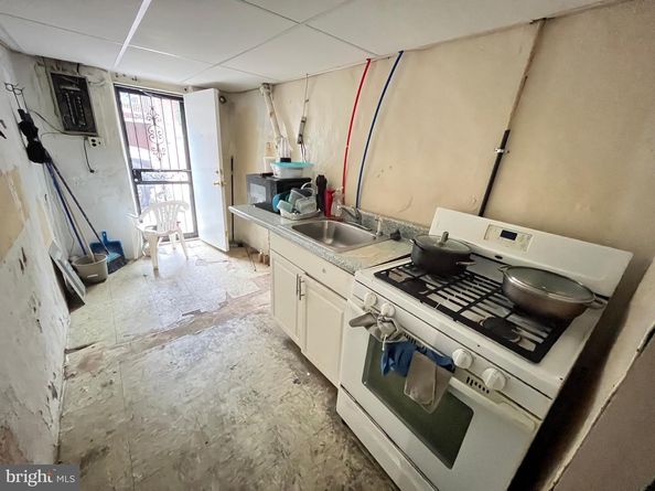 5932 Frontenac Street, Philadelphia PA 19149